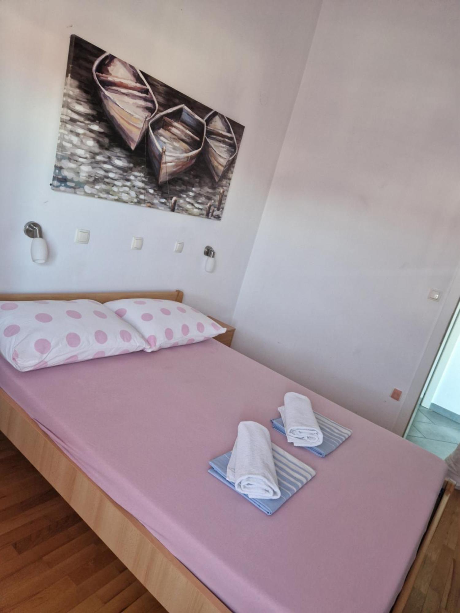 Adriatic Star Apartment Banjol Exterior photo
